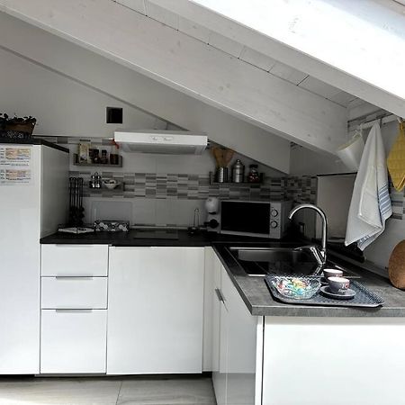 The Sweet Attic Room - De Vivo Realty Meta Di Sorrento Kültér fotó